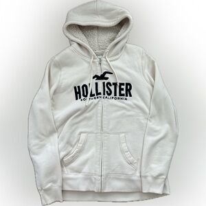 Hollister Women's Sherpa Zip Up Hoodie Cream Size XL